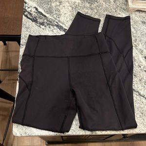 Lululemon leggings size 6